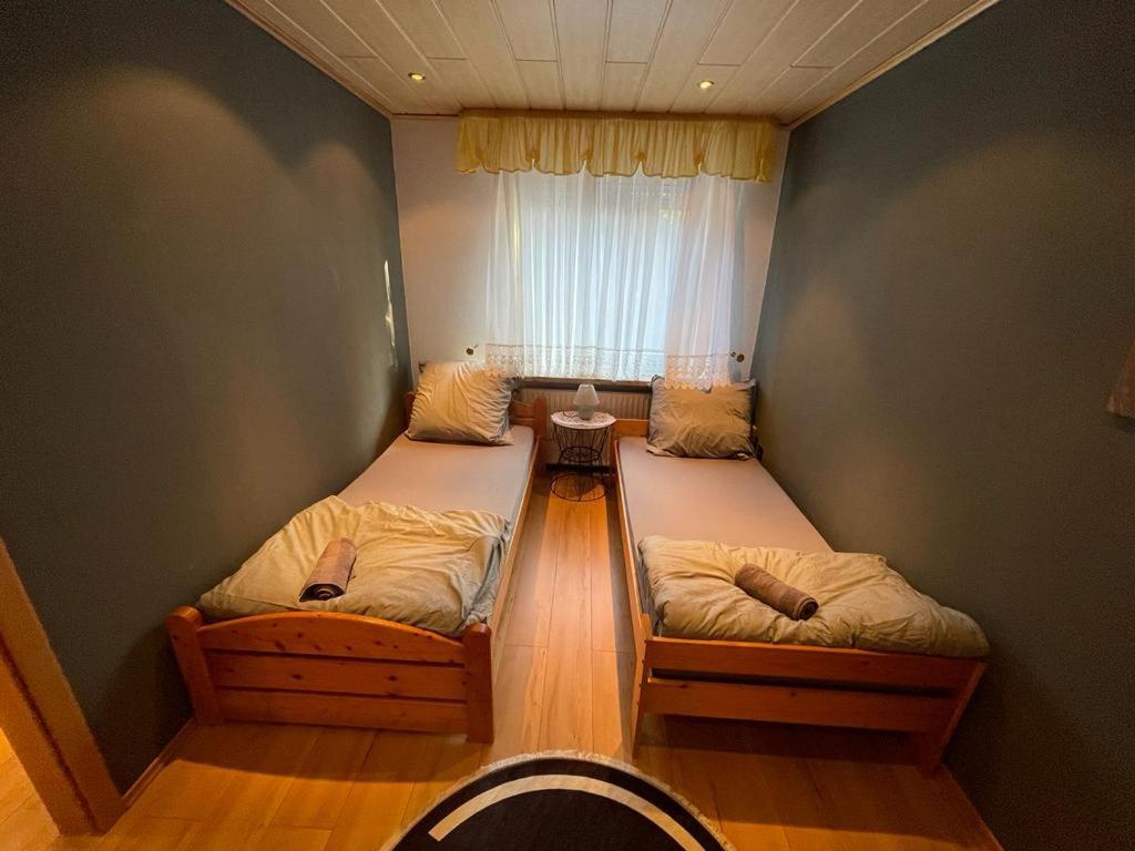Fairbooking24Private Apartments Nbg Exhibition Ground Room Agancy Nürnberg Exteriör bild